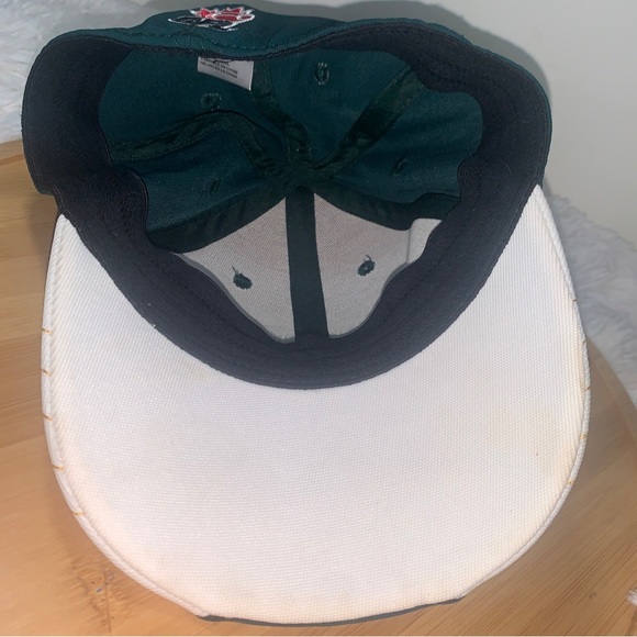 NWT Toddler Boys Embroidered Reebok Edmonton Eskimos/Elks CFL Football Hat - Picture 6 of 6